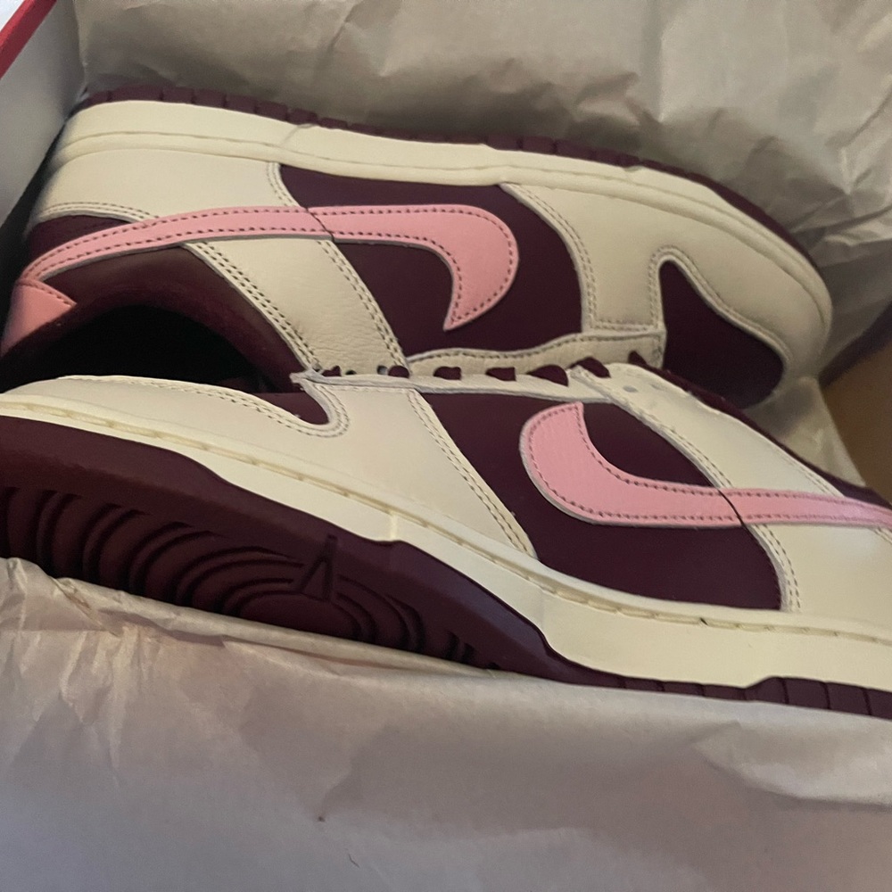 Valentine’s Day Dunks 23’